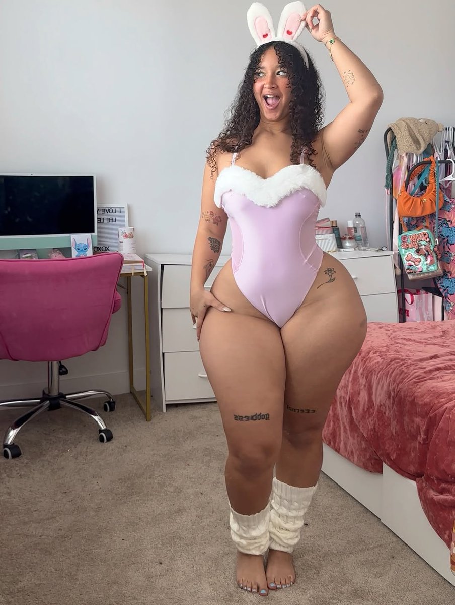 PlusSizeHub_2's tweet image. Lilly Thicky