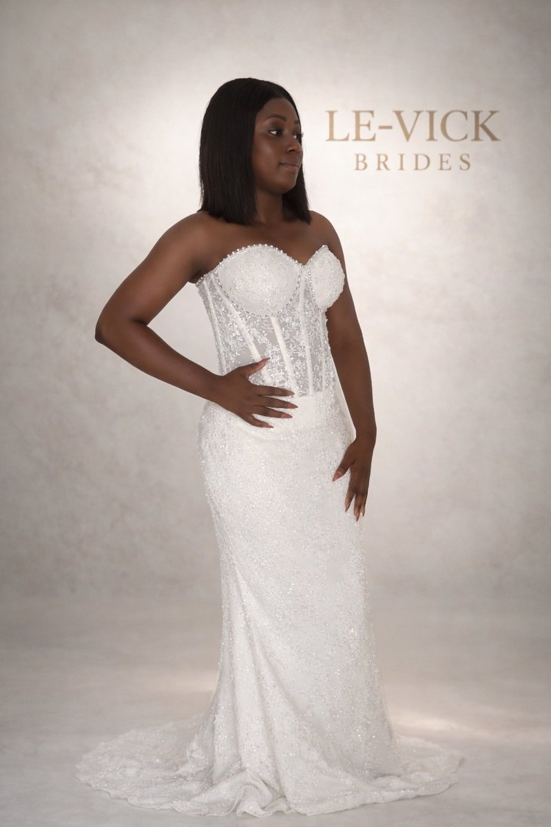 egrinya's tweet photo. DRUM ROLLS PLS!🥁 🪘 🛢️ 
I PRESENT TO YOU OUR MAY BRIDE😍😍😍😍❤️❤️❤️❤️🎈🎈🎈🎈🎈🎊🎊🎊🎊🎊🎊🎁🎁🎁🎁🎁💃💃💃💃💃💃💃💃🎶🎶🎶🎶🎶🎶🎶🎶
CAN YOUR BRIDE EVER?
@all
@highlight https://t.co/zq47FuGWOC
