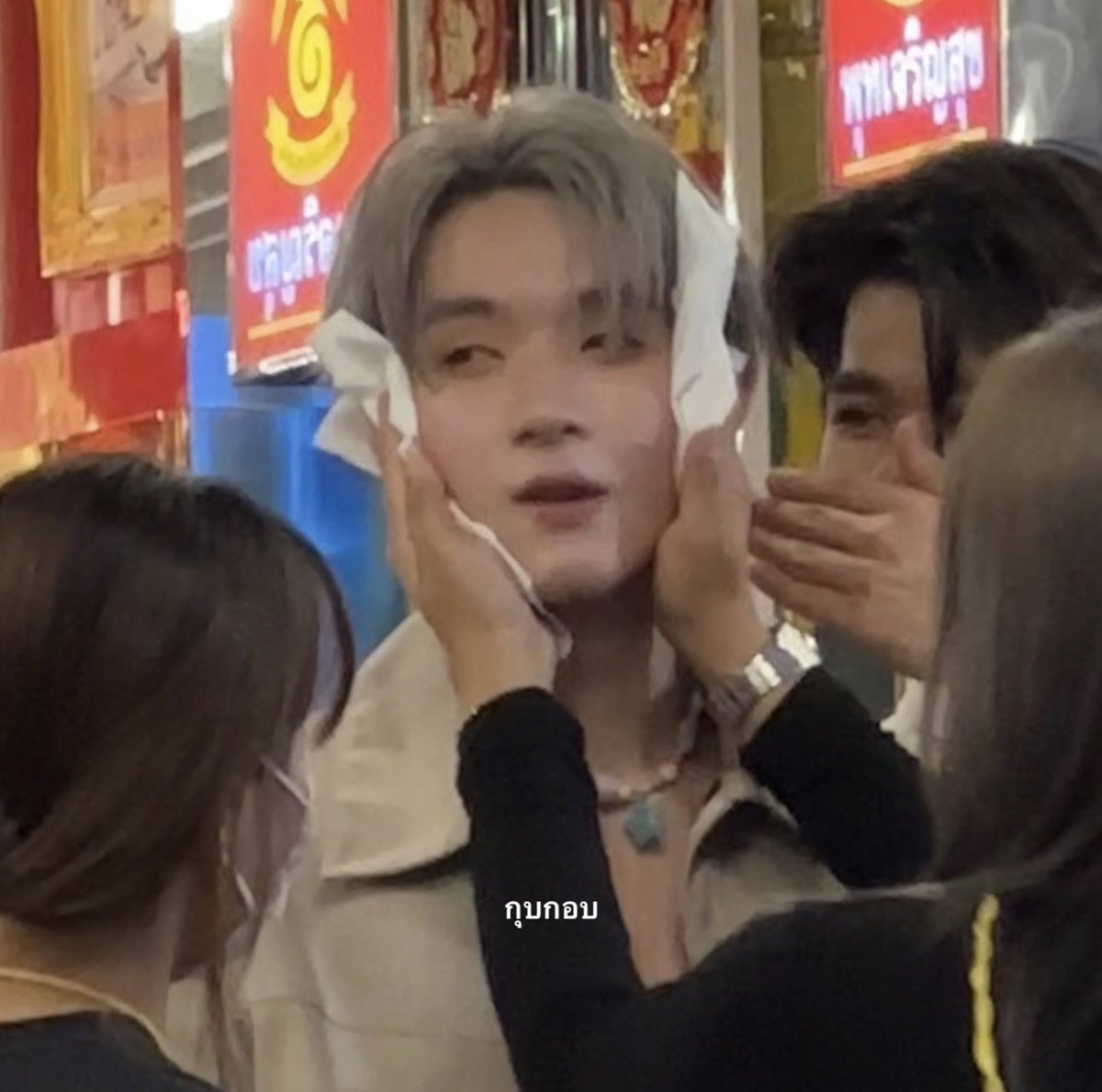 stxrlight. tweet media