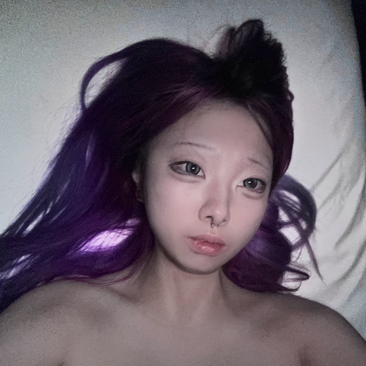 樓梯間天使 tweet media