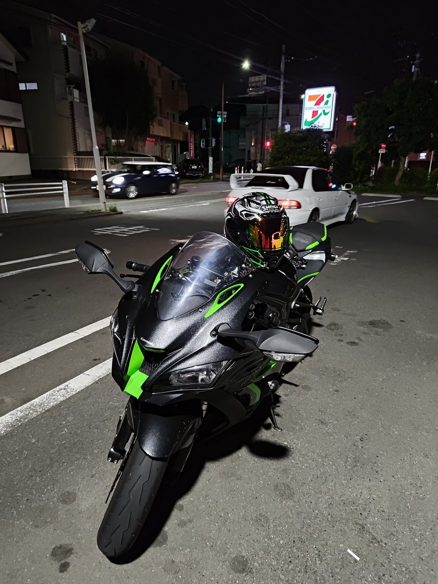 ショーン🇫🇷ZX-10R SE tweet media