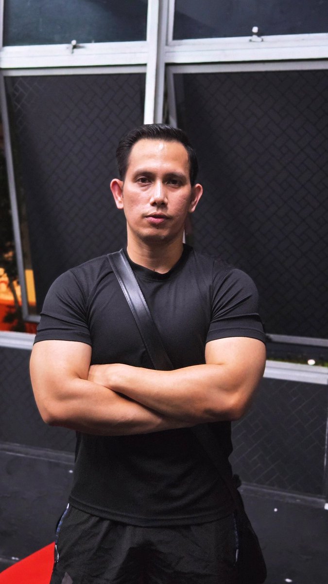 captfikriz tweet media