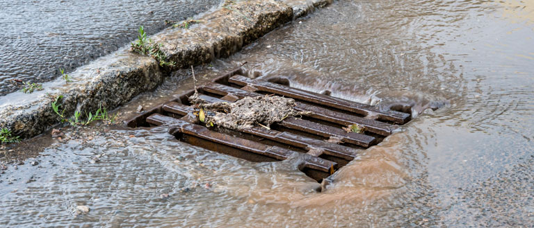 IFMALongIsland's tweet photo. When heavy spring rains hit, they can create a long list of problems -- including flooding, infestations, mold, and more. Here is how you can be prepared!

https://t.co/zsrxxuhYPK

#IFMA #IFMALongIsland #LongIslandChapter #IFMABlog #FM #Flooding https://t.co/xL7X5VvCBz