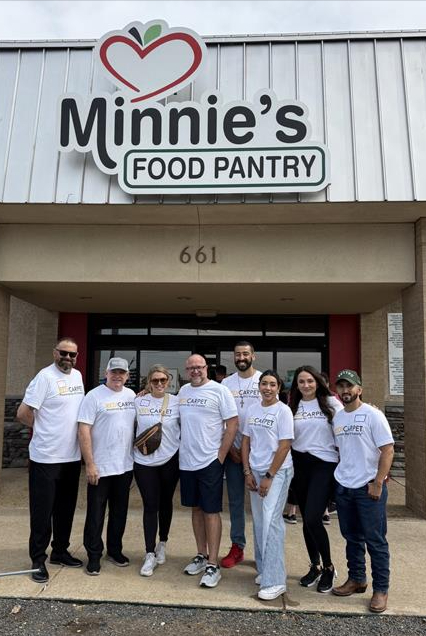 The Dallas Redi Carpet team was proud to volunteer at Minnie’s Food Pantry, giving back and supporting our local community. Grateful for the opportunity to make a difference together.
#RediCarpet #MultiFamily #WeAreRedi