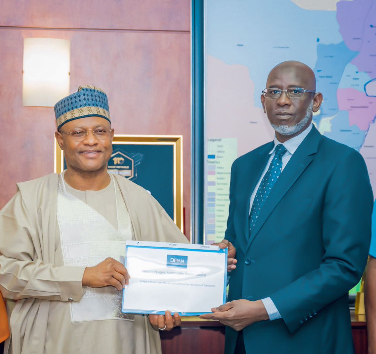 Julian 🙈 tweet media