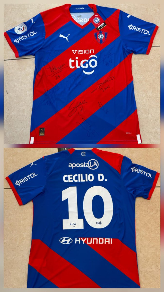 Me quedan estas indumentarias
Remera polo XL rojo 150.000 Gs.
Short con bolsillo XL 180.000 Gs.
Camiseta de Arquero Arias firmada por el plantel
Camiseta de Cecilio firmada por el plantel
wa.me/595981230056
<a href="/FeFerreira23/">Federico Ferreira 🇵🇾</a> <a href="/Danymacica/">𝓓𝓪𝓷𝓲𝓮𝓵 𝓜𝓪𝓬𝓲𝓮𝓵 𝓒. 🇵🇾</a> me dan una mano  x fa.
Aguante Cerro nomas