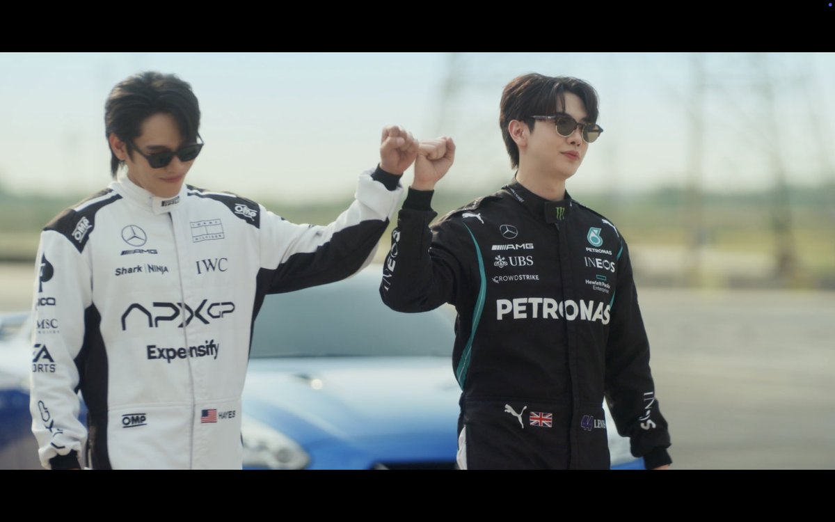 pondponlawit1's tweet image. มีเพื่อนเป็นนักแข่งครับ @maxky_rp @legendngern 

#FoureverYou2EP15
The Sun From Another Star EP7