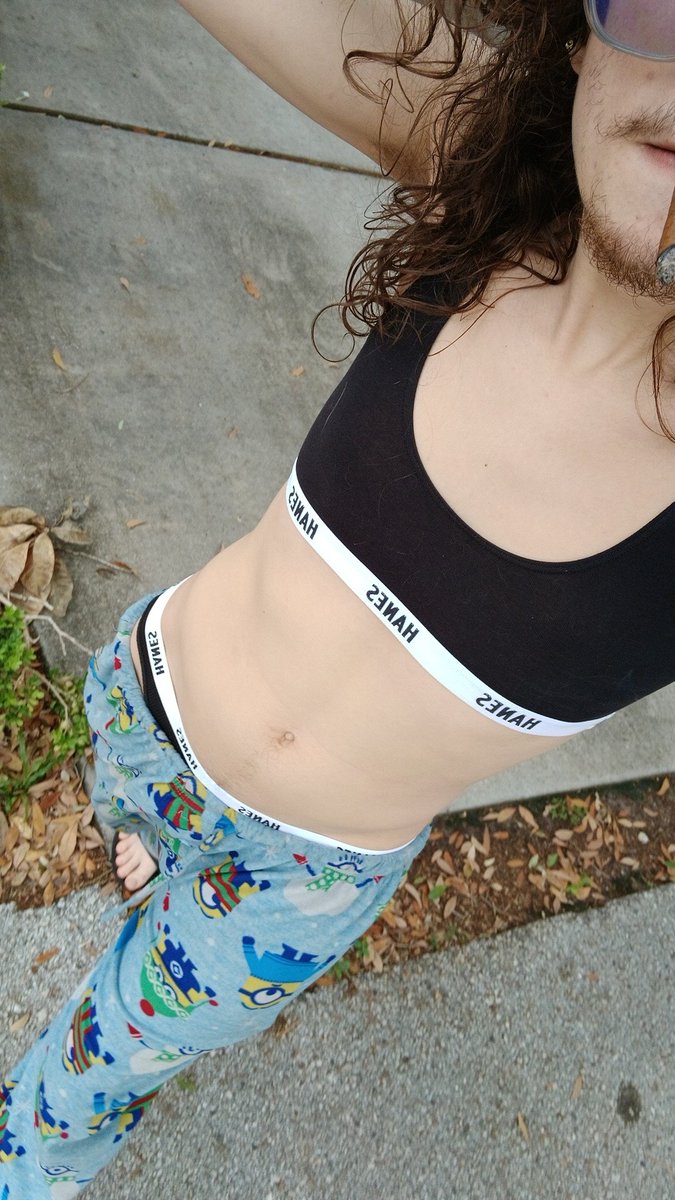 myransfw's tweet photo. Hmm which angle :3

#nsfwtwt #mtf #t4t https://t.co/Ys4GiRBHWf
