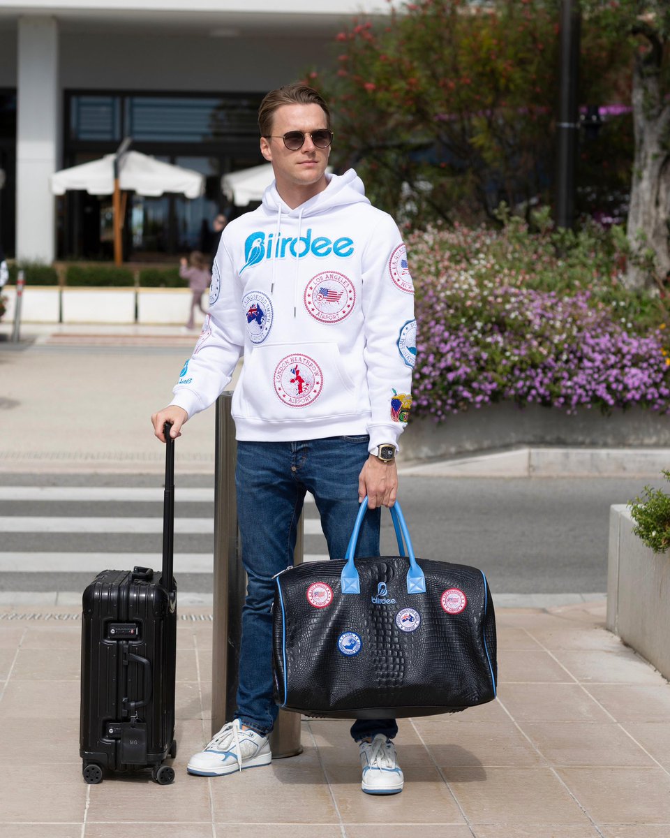 maxg_official's tweet photo. Always on the move. 

A luxury to have a partner that makes it feel easy in @biirdeetravel 🛩️ https://t.co/TkKshzazFs