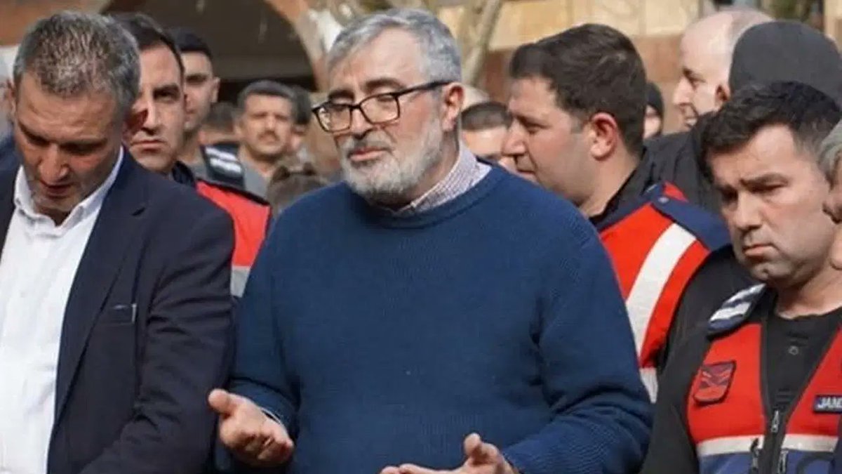 Cumhuriyet tweet media