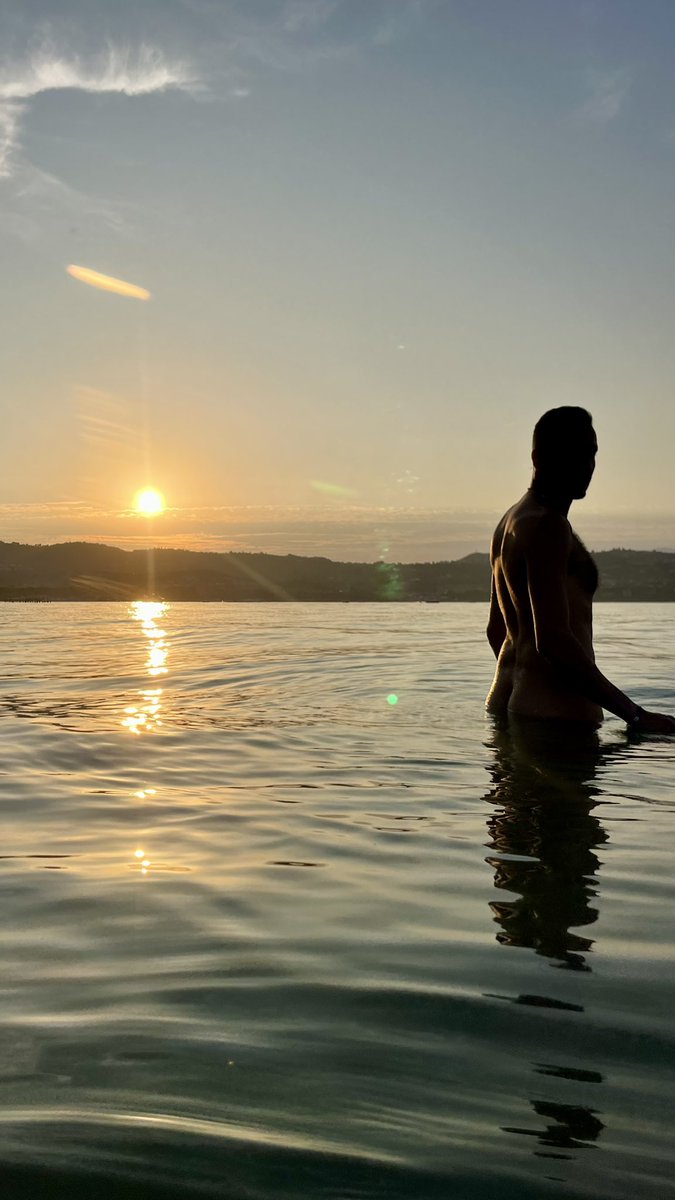 Den Devil tweet media