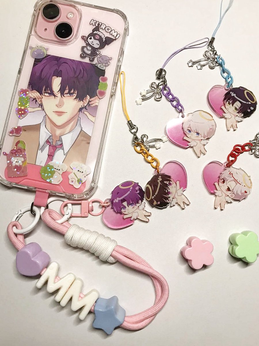 mamenmimimi's tweet image. Finally revealing the samples ✨
Lanyards will be standard (no flower/character beads)…
But should I open custom options? 🥹💕
#CF22 PO opens in a week~!
