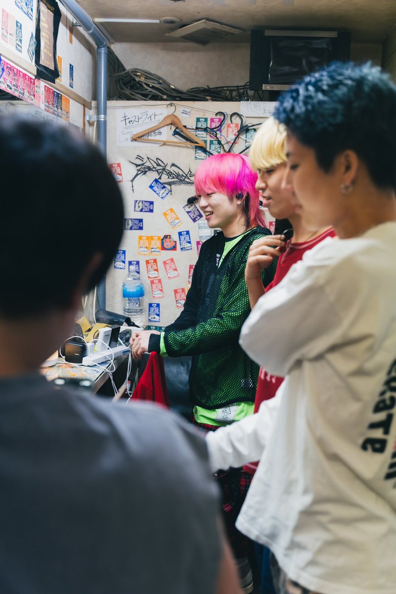 Bye-Bye-Handの方程式 tweet media