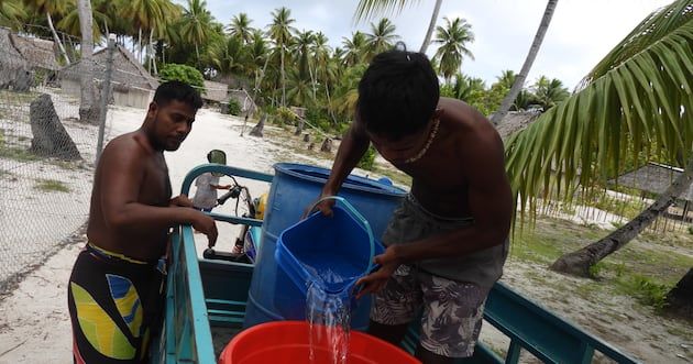 friendsunaoc's tweet image. Solar-powered desalination plants provide clean water to people in #Kiribati atolls. #FaithInAction #LDS 
buff.ly/iOu5LC3