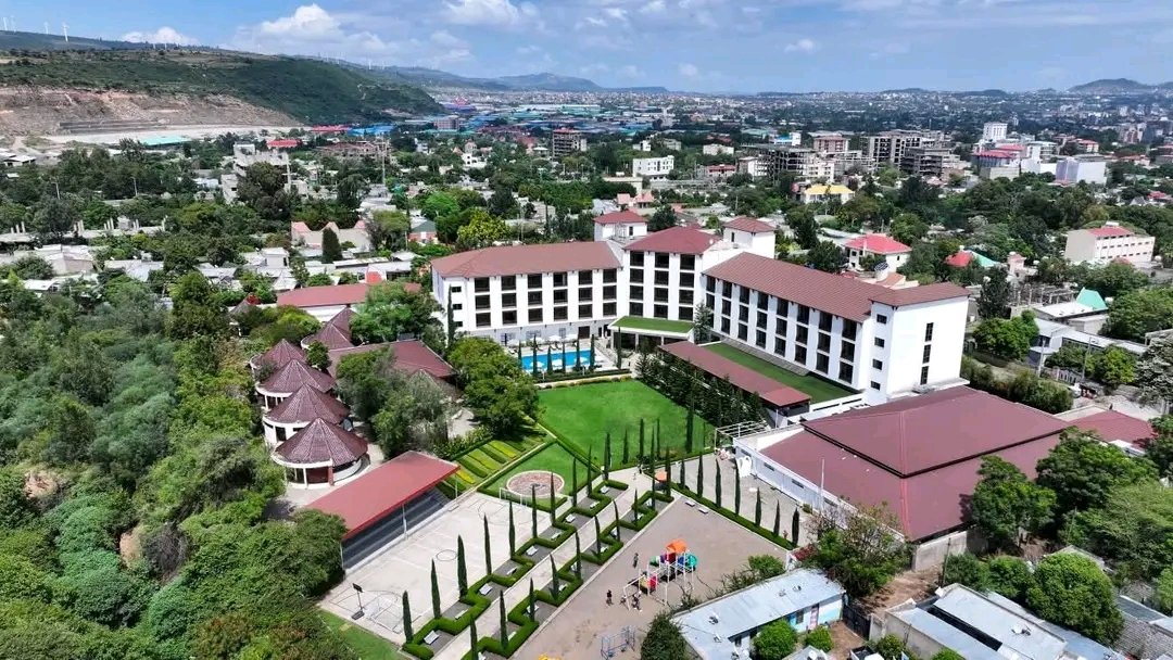 antenehhabte27's tweet photo. Plan your weekend at Haile Resort Adama. Everything you need is in place: a swimming pool, childrenโs playground, spa, comfortable rooms, and above all, amazing hospitality.
Haile Resort - Adama
Visit Oromia : Ethiopiaโs Abundance
#visitOromia #VisitEthiopia #LandOfOrigin https://t.co/BRqZE73Wpd