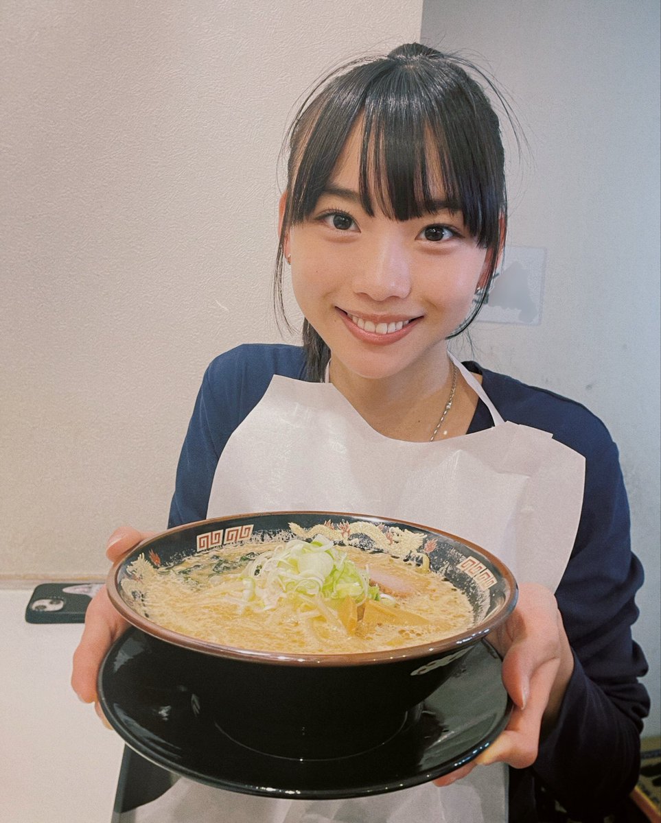 Reiyo_official's tweet photo. ラーメン食べました🍜🤤💗
久しぶりに美味しすぎました🫣✨
https://t.co/DyraQvLHKy
Instagramの写真達も良かったら見てね😽
Reiyo  #松本麗世  #美味しい https://t.co/W06jAnIY2m