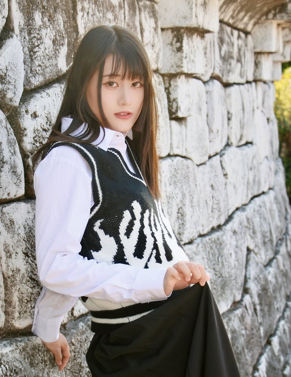 ヒーロー tweet media