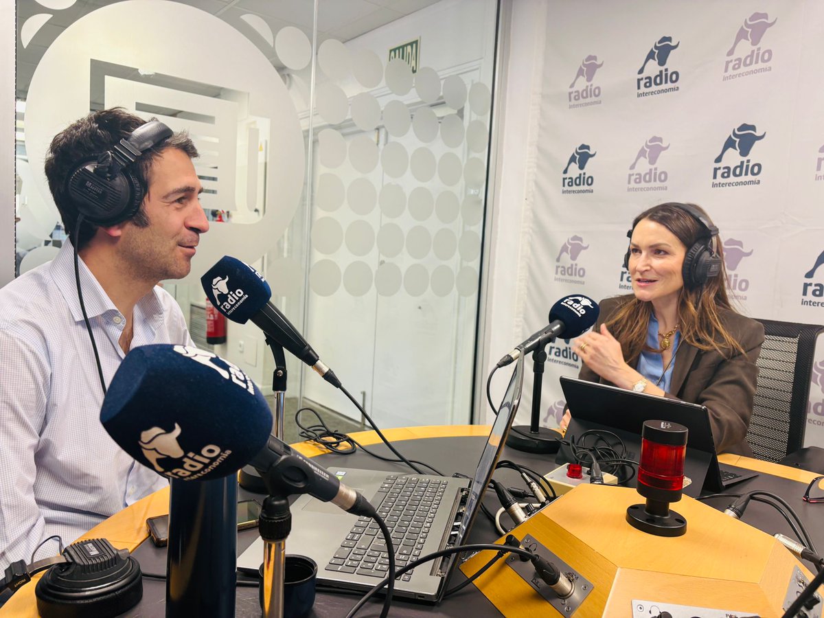 Adqa_inter's tweet image. 🌇🌇🌇 Hoy profundizamos sobre una enfermedad que ha registrado una EVOLUCIÓN MUY SIGNIFICATIVA en los últimos años: la #psoriasis 
🦵🏼🤲🏻🫴🏼 🆘️😣🧪🧴

👥️Con Carmen Montoto (dtra. médica y de regulación en @Takeda_ES )
©️🦸‍♂️'Estamos con vosotros'🤗

intereconomia.com/programas/ante…