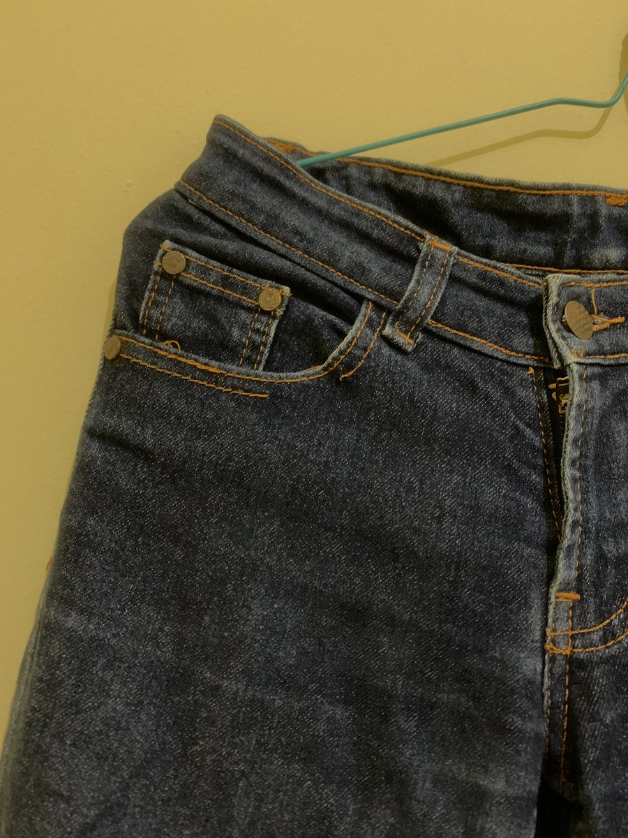 prettyeloraa!♡ tweet media