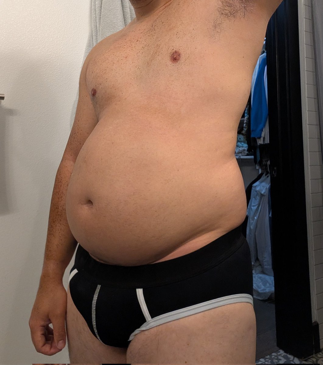 my beefy alt tweet media
