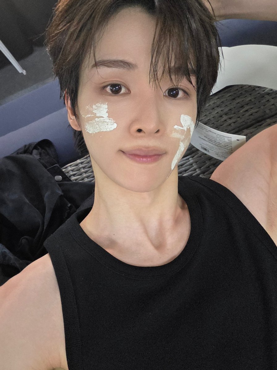 sungchan pics tweet media