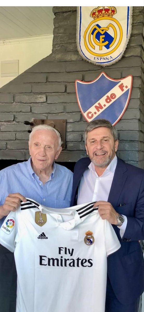 AleBalbi21's tweet photo. Se fue el ídolo de mis padres …de mis abuelos 😢 de los dos equipos más grandes del Mundo descansa en paz Don José Emilio @Nacional @realmadrid https://t.co/uBAhEQ6jRy