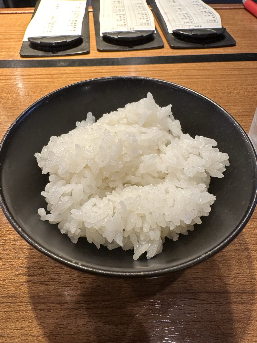 ラーメン志士🍜赤肉玉大盛＋ご飯のプチ🍚頑張って下さい！早くまた食べたいと思います🙇ご馳走様でした🙏
＃豚骨ラーメン　＃醤油ラーメン　＃ラーメン　＃北九州ラーメン　＃戸畑区　＃ラーメン志士　＃志士　＃赤肉玉　＃ご飯　＃麺活