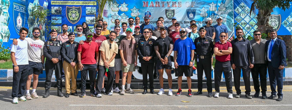 ssusindhpolice's tweet image. A delegation of Hyderabad Kingsmen players and officials visited the Special Security Unit (SSU) headquarters and commended the unit for maintaining exceptional professional standards.

#SSU | #HyderabadKingsmen | #PSL | #Karachi | #SindhPolice