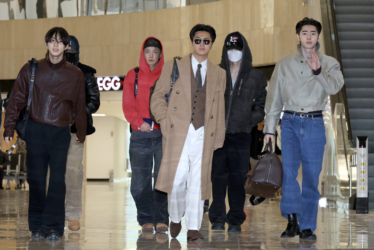 Avi Averi tweet media