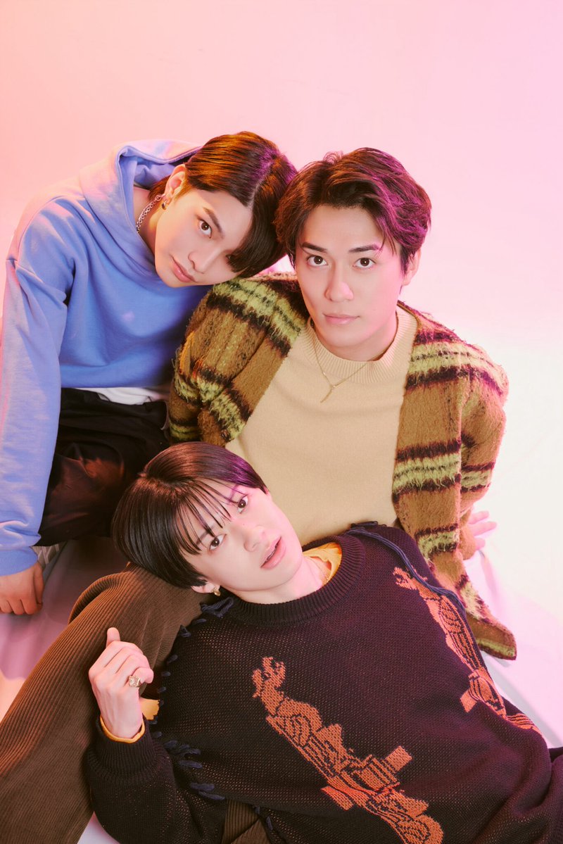 Emo!miu／エモミュー tweet media