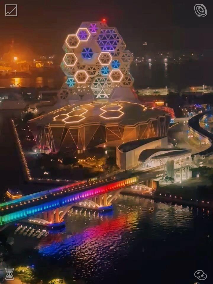 Today: experience joy in your work and achieve outstanding progress with ease and efficiency!