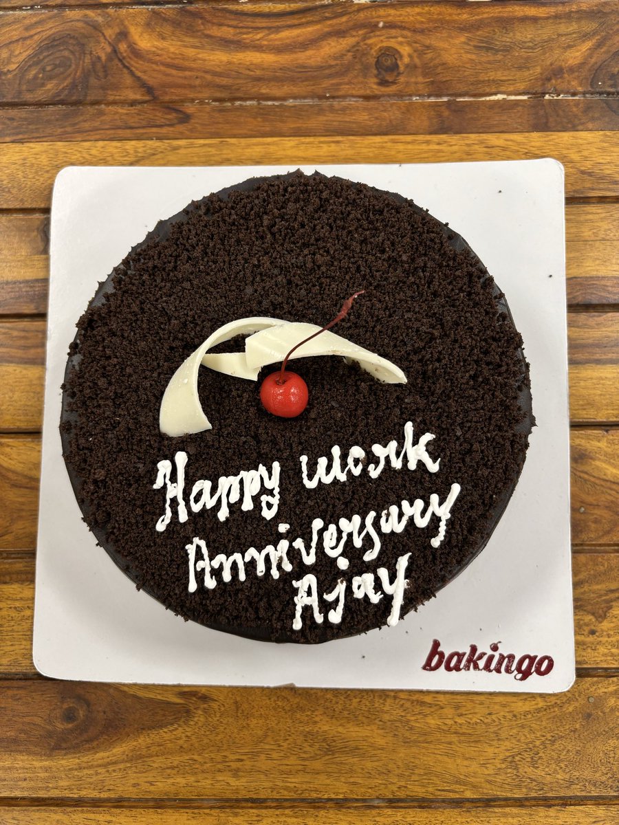 Spectrum_Digit's tweet photo. Cheers to an incredible 1-year milestone at 𝗦𝗽𝗲𝗰𝘁𝗿𝘂𝗺 𝗗𝗶𝗴𝗶𝘁𝗮𝗹! 🎉

Big Congratulations to 𝗔𝗷𝗮𝘆 𝗞𝘂𝗺𝗮𝗿 on completing one year as 𝗗𝗲𝗹𝗶𝘃𝗲𝗿𝘆 𝗠𝗮𝗻𝗮𝗴𝗲𝗿 - 𝗠𝗼𝗯𝗶𝗹𝗲.

#EmployeeRecognition #WorkMilestone #TeamSpectrum #OneYearStrong https://t.co/3NgBB5qrNF