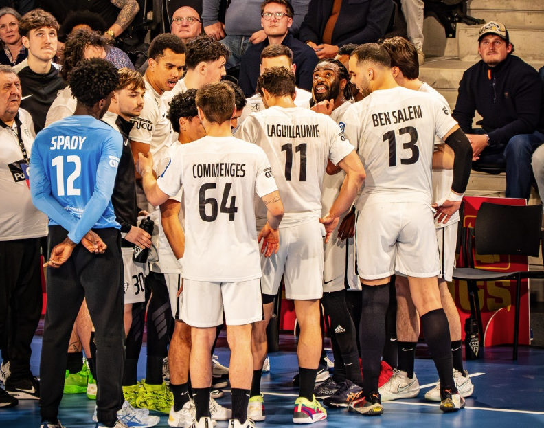 passionsports49's tweet image. 🤾‍♂️🇫🇷 Proligue (J26) : Angers entretien l’espoir du maintien, après sa victoire face à @Sarrebourg (30-26) !

👉 passionsports49.fr/proligue-j26-a…

#sportangers #angers #handball #sport #angersscohandball #sarrebourg #passionsports49 #proligue