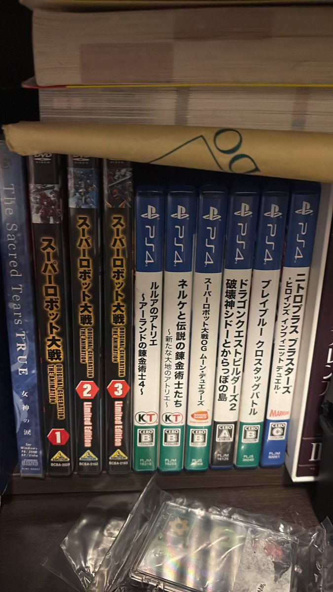そういやおれOGシリーズの地味にレアなOVA持ってるんだよな、たまに見返したくなる