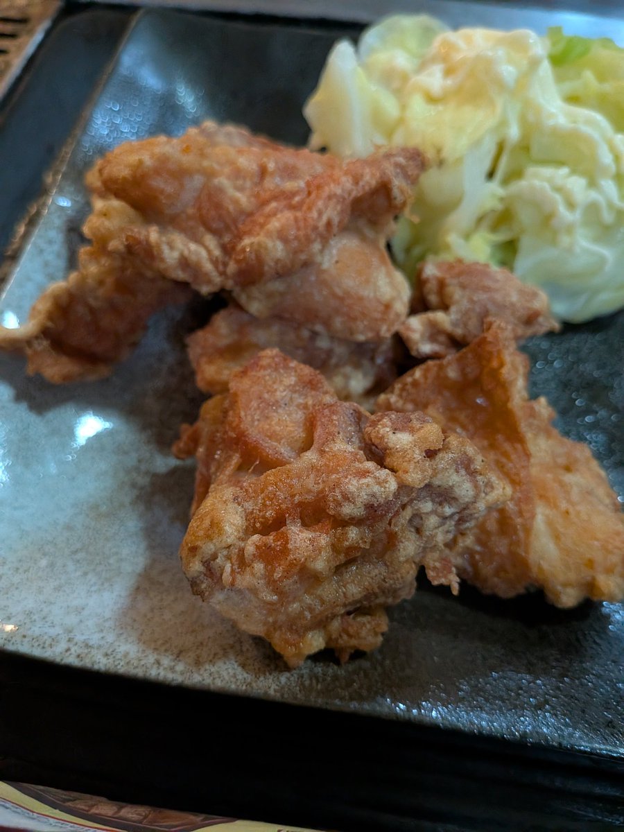 ロック tweet media