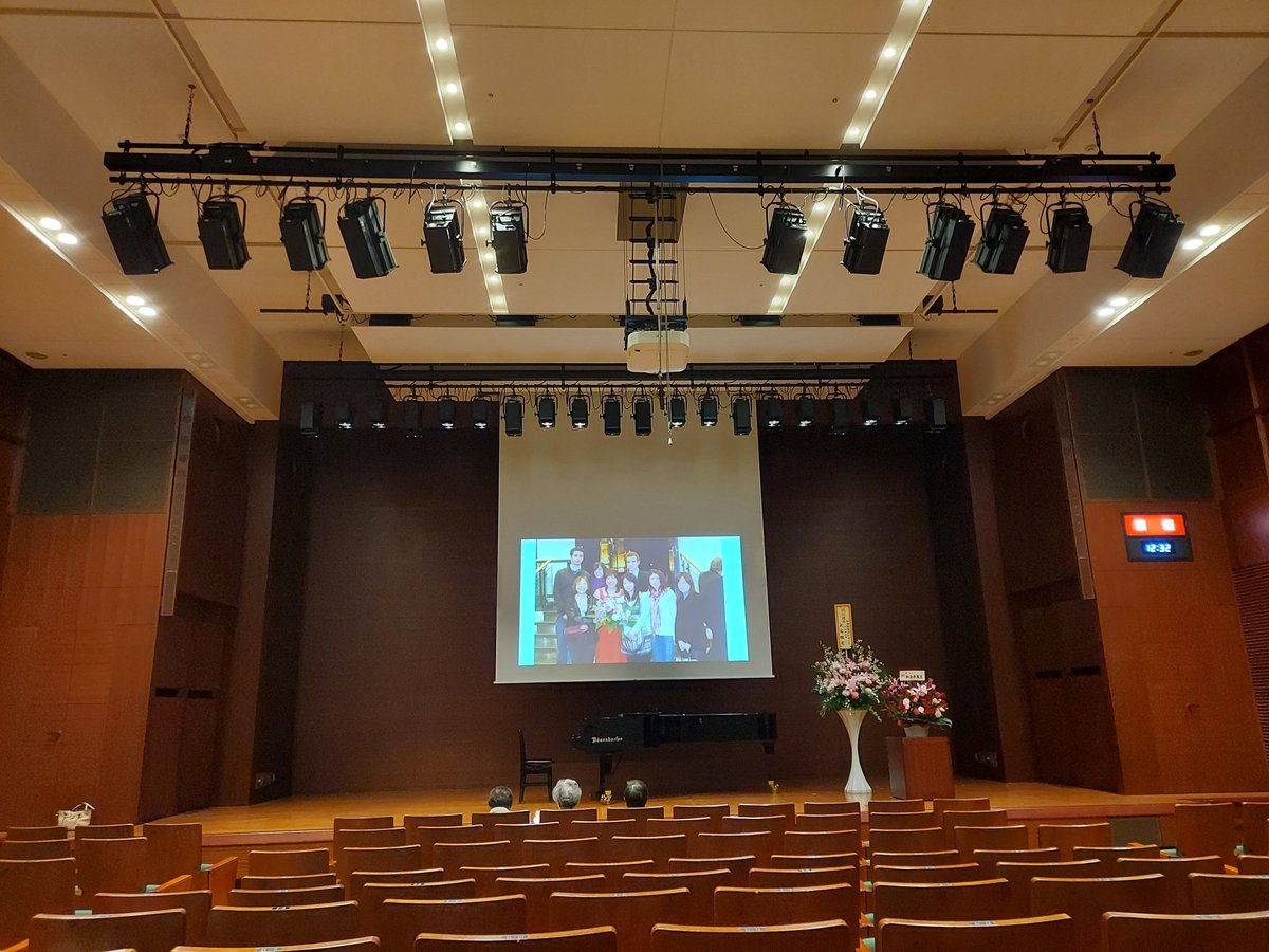 だいしほくえつホールへ「村山和子 指導者50周年　和会記念コンサート」を聞きに行ってきました。恩師の50周年を祝うコンサートに集う人々が作り出す華やかな演奏を十二分に堪能しました。
clothoiddiary.blog.fc2.com/blog-entry-247…