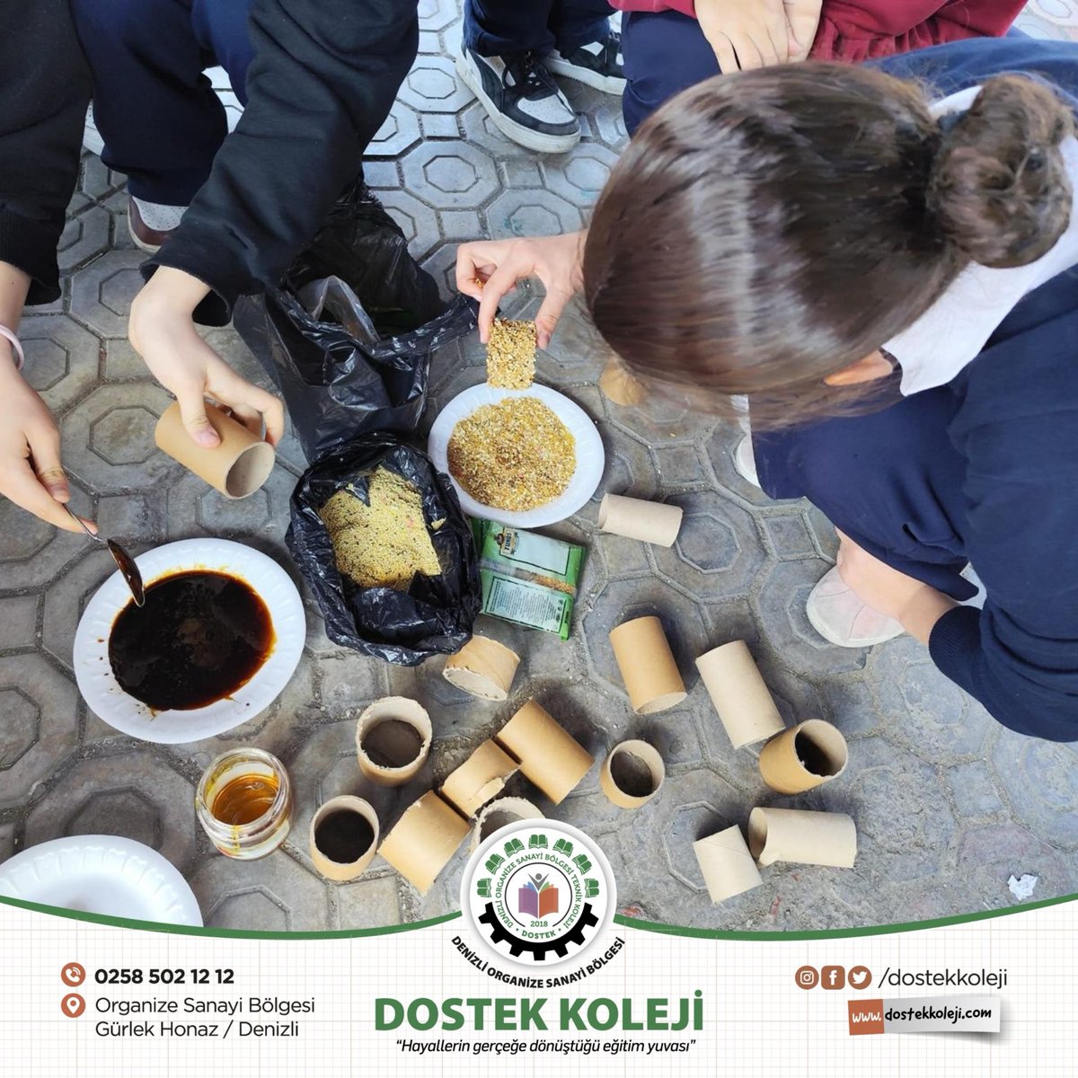 dostekkoleji's tweet image. Öğrencilerimiz, sosyal sorumluluk projesi kapsamında can dostlarımız için doğal yemlikler hazırladı.

#dostek #dostekkoleji #denizliosb #candostlar #sosyalsorumluluk