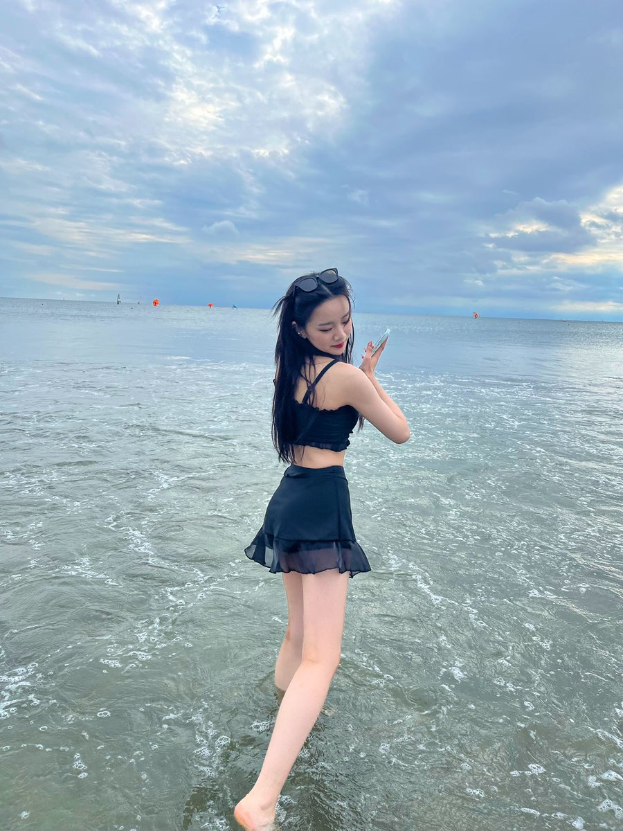 6ozvnj's tweet photo. 結構昔の頃の水着︎💕︎
この頃の水着もえろいな︎💕︎︎💕︎
 #おなぺ #おなぺ晒し #みずにー https://t.co/TLI0kL2h0b