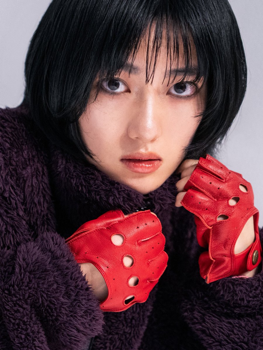 小林未和 tweet media