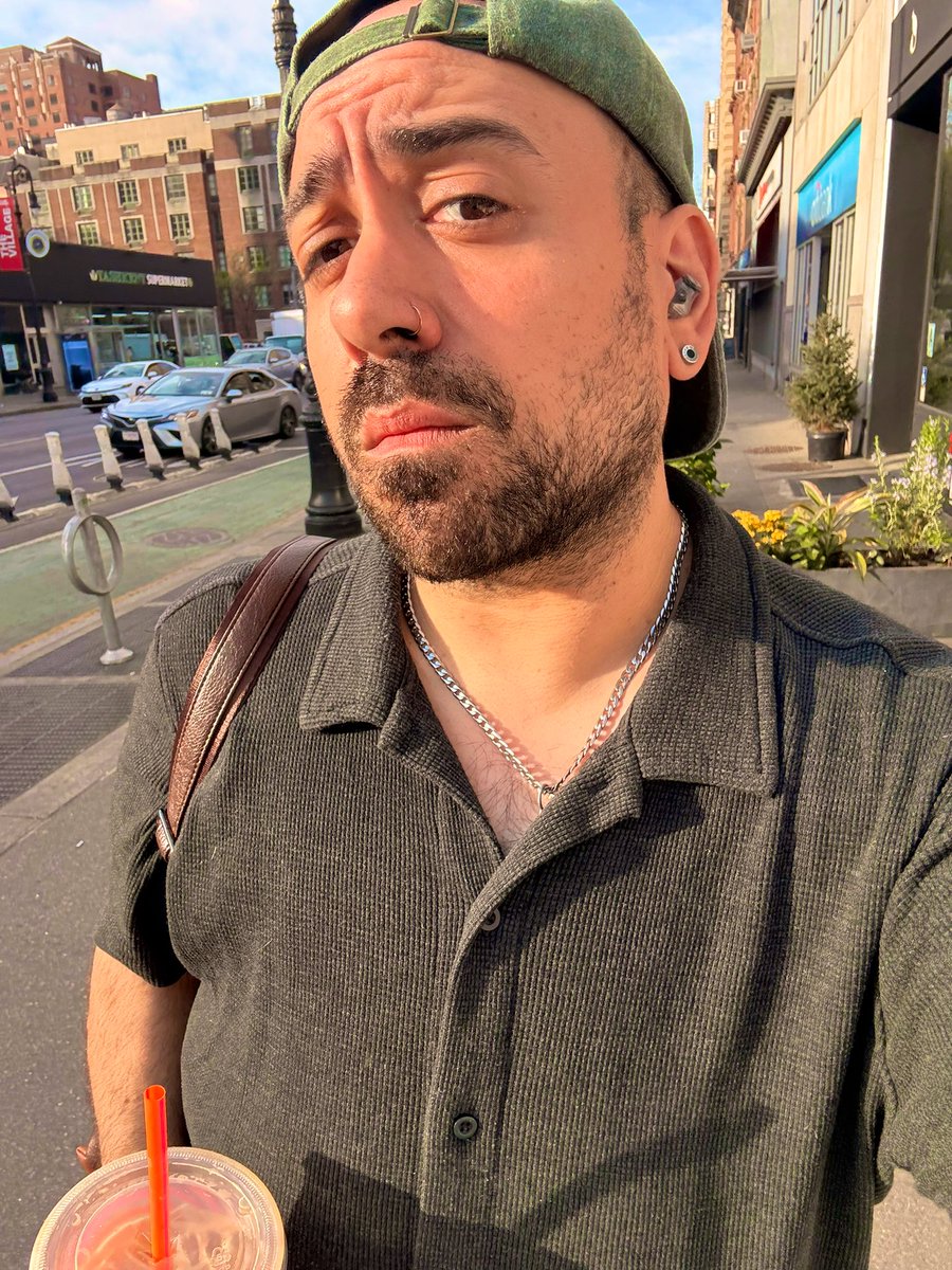 Author Benjamin Ryan tweet media