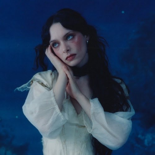 natattackk1's tweet image. My #albumaday is Holly Humberstone’s album Cruel World