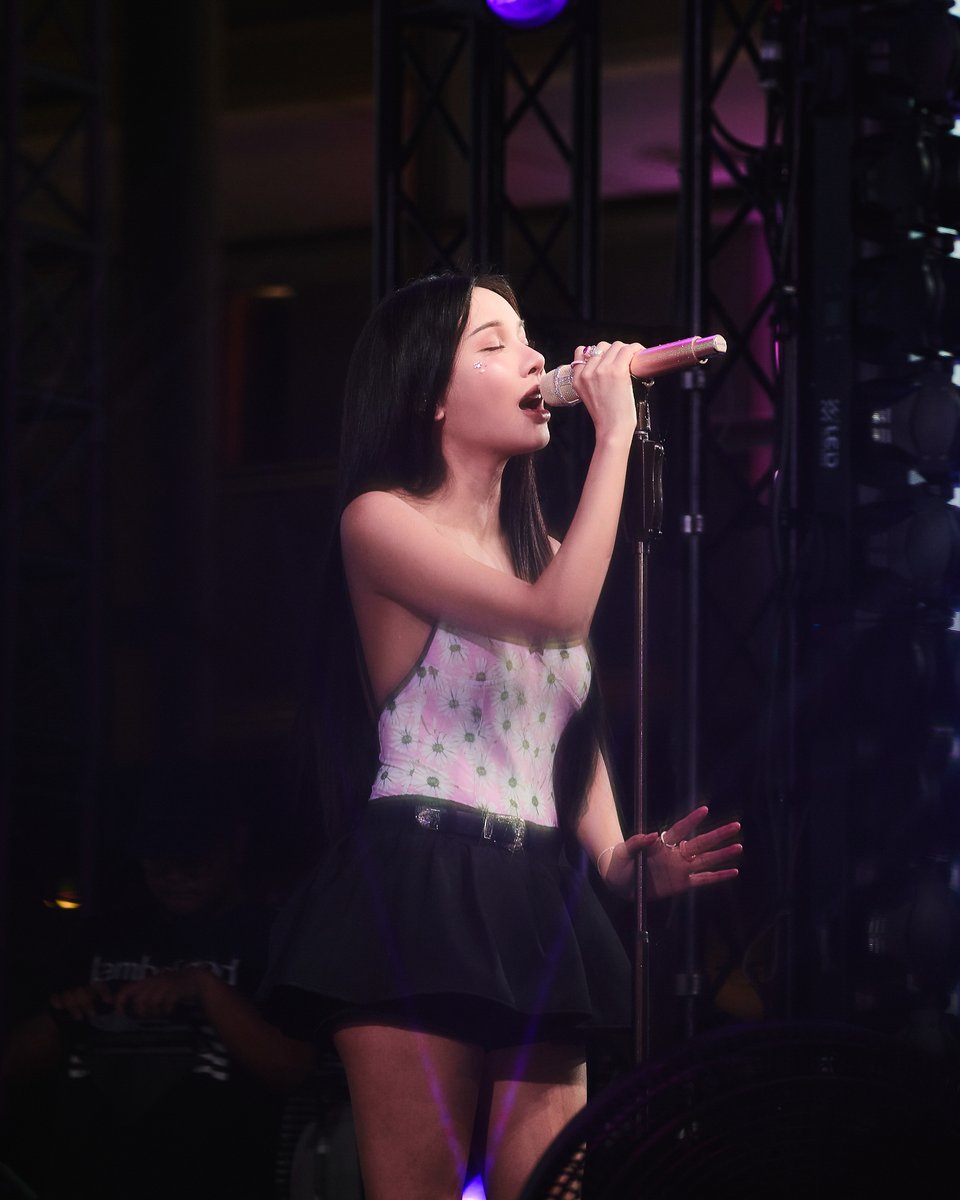 SUPERFLUID tweet media