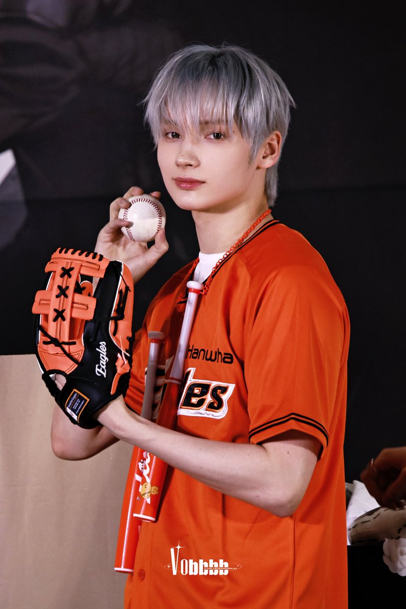 vobbbb0814's tweet photo. 20260415

#HUENINGKAI #휴닝카이 #ヒュニンカイ #TOMORROW_X_TOGETHER #투모로우바이투게더 https://t.co/NKN5Eqc5z3