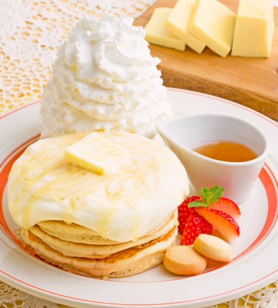 Fashion Press tweet media