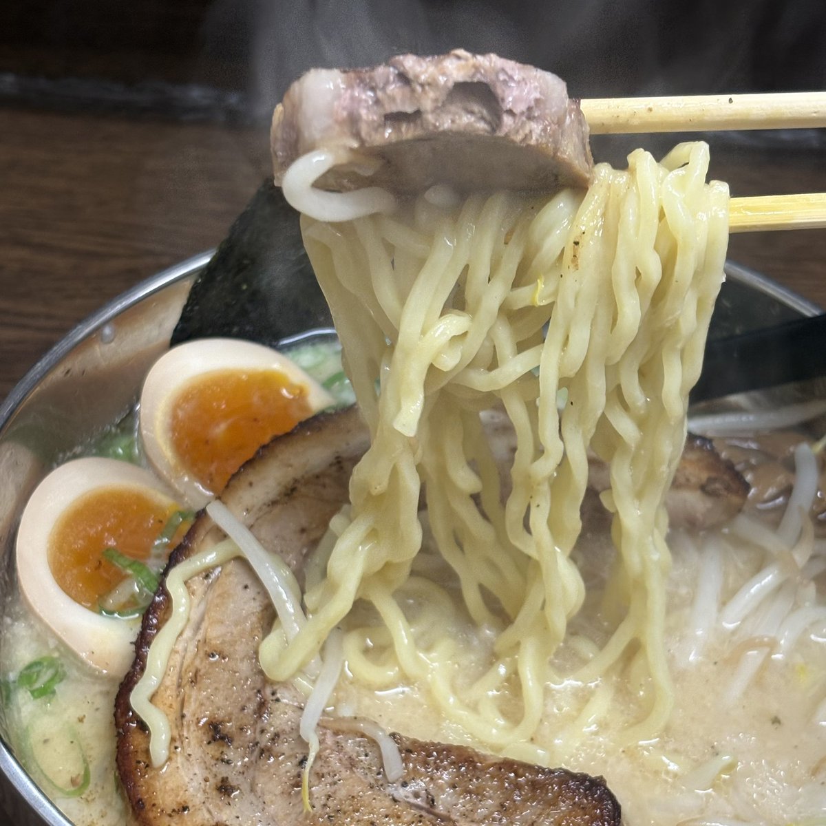 Naoto_cowlion tweet media