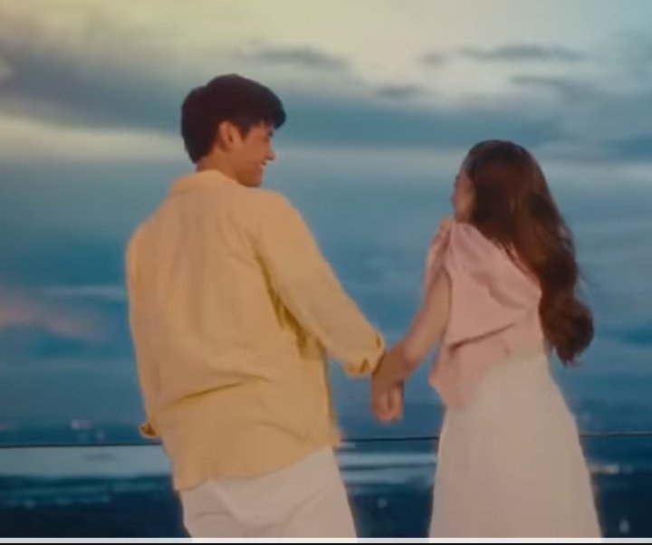 𝓮𝓼𝓵𝓵𝓮 tweet media