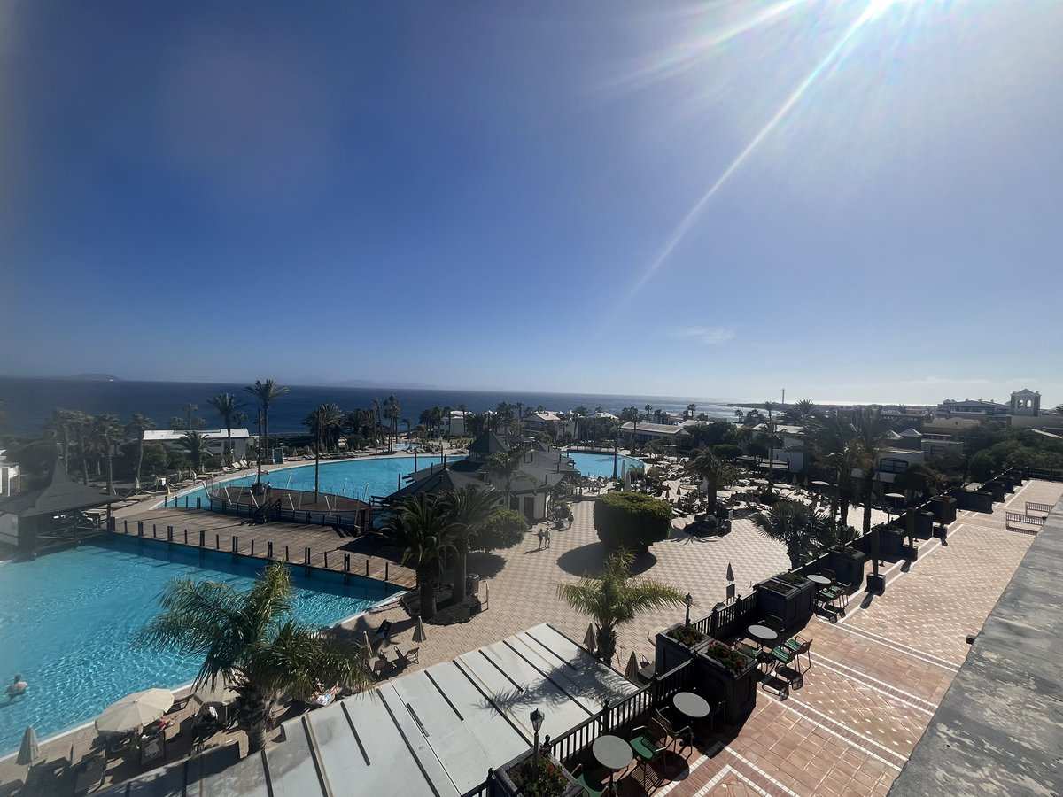 Yvonne Dwerryhouse tweet media