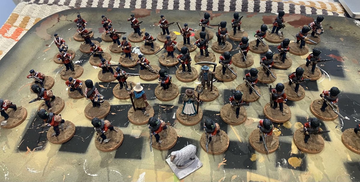 gareth_lane's tweet photo. Victorian Civil War WiP - The Welsh Guards and the 23rd Royal Welsh Fusiliers. The fusiliers will obviously fight on the English side, as being from North Wales they are mostly scousers and not real Welshmen.
#28mm #PerryMiniatures https://t.co/TLrgq4ixM1