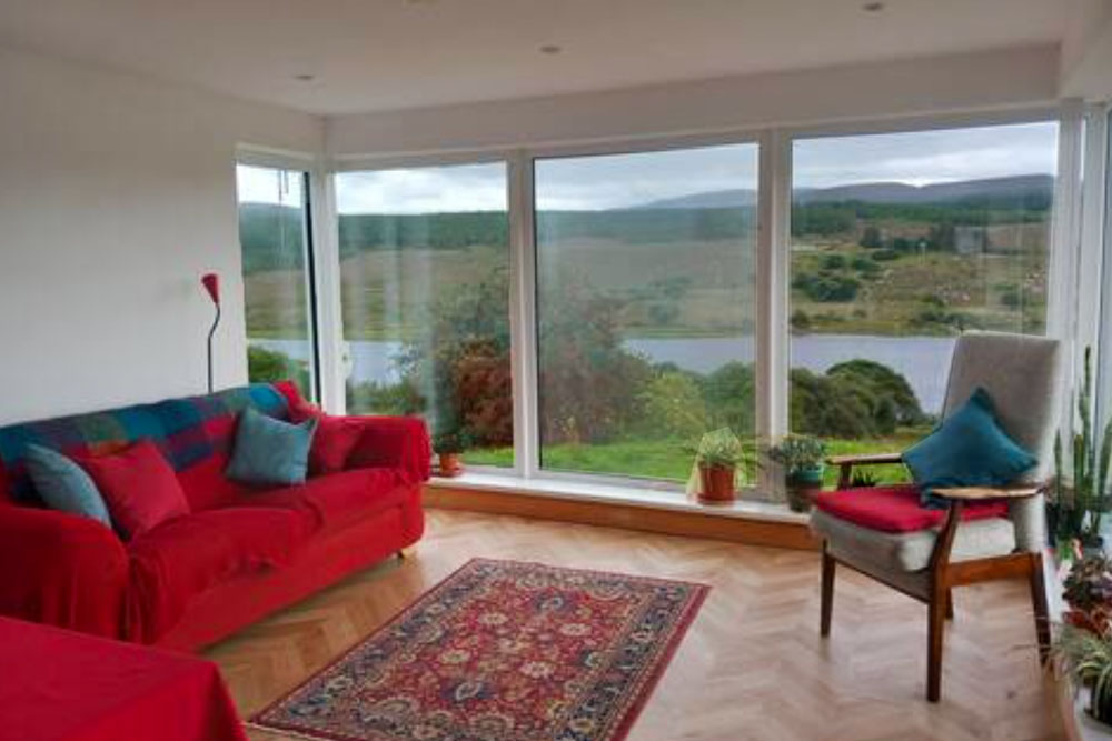 donegalcottages's tweet photo. Mollyroe Cottage - Lettermacaward
3 bed/sleeps 8 - wifi - no pets
https://t.co/y46qG71k3d
Mollyroe Cottage is a lovely 3 bedroom holiday home set in peaceful countryside along the Gweebarra Estuary in West Donegal. It features an elevated deck area with uninterrupted views https://t.co/VIKlcTfpzk