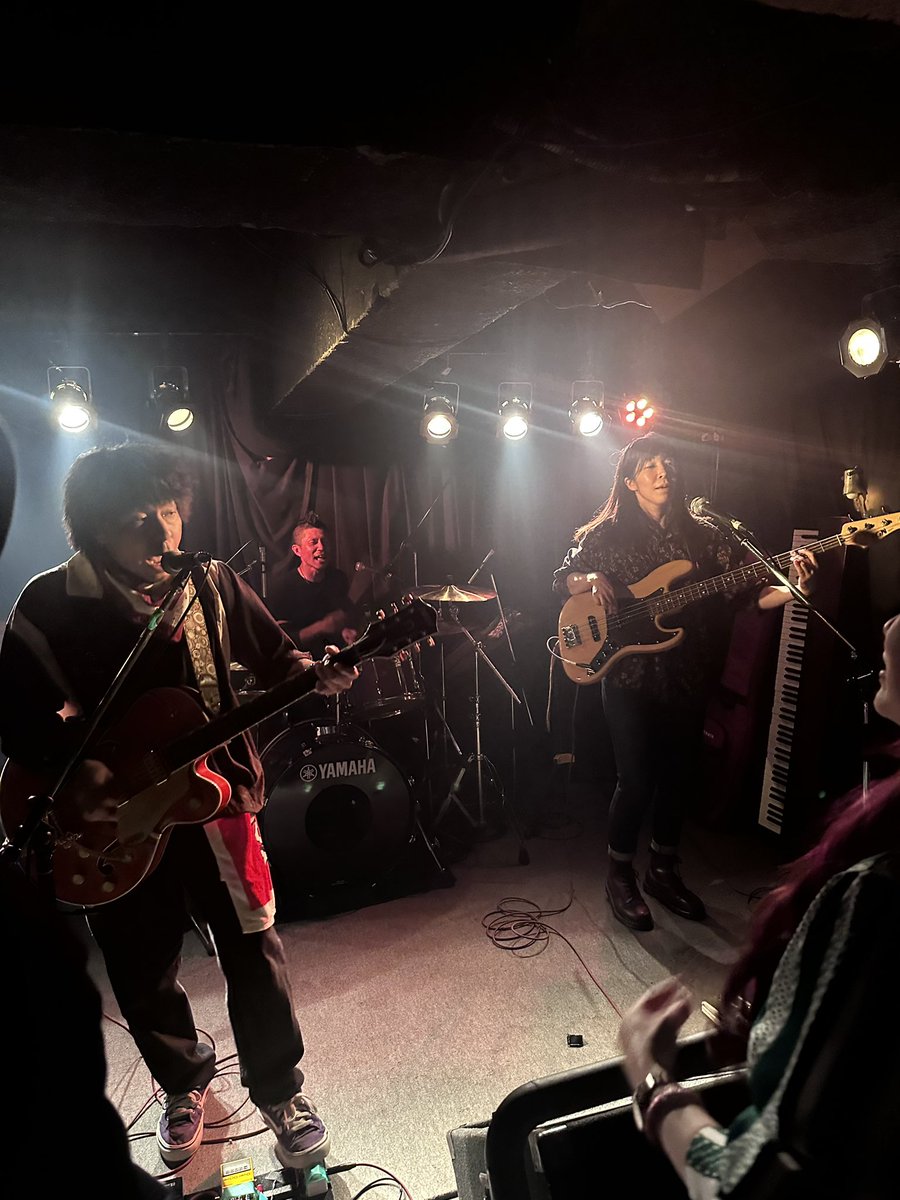 ヒロシ tweet media